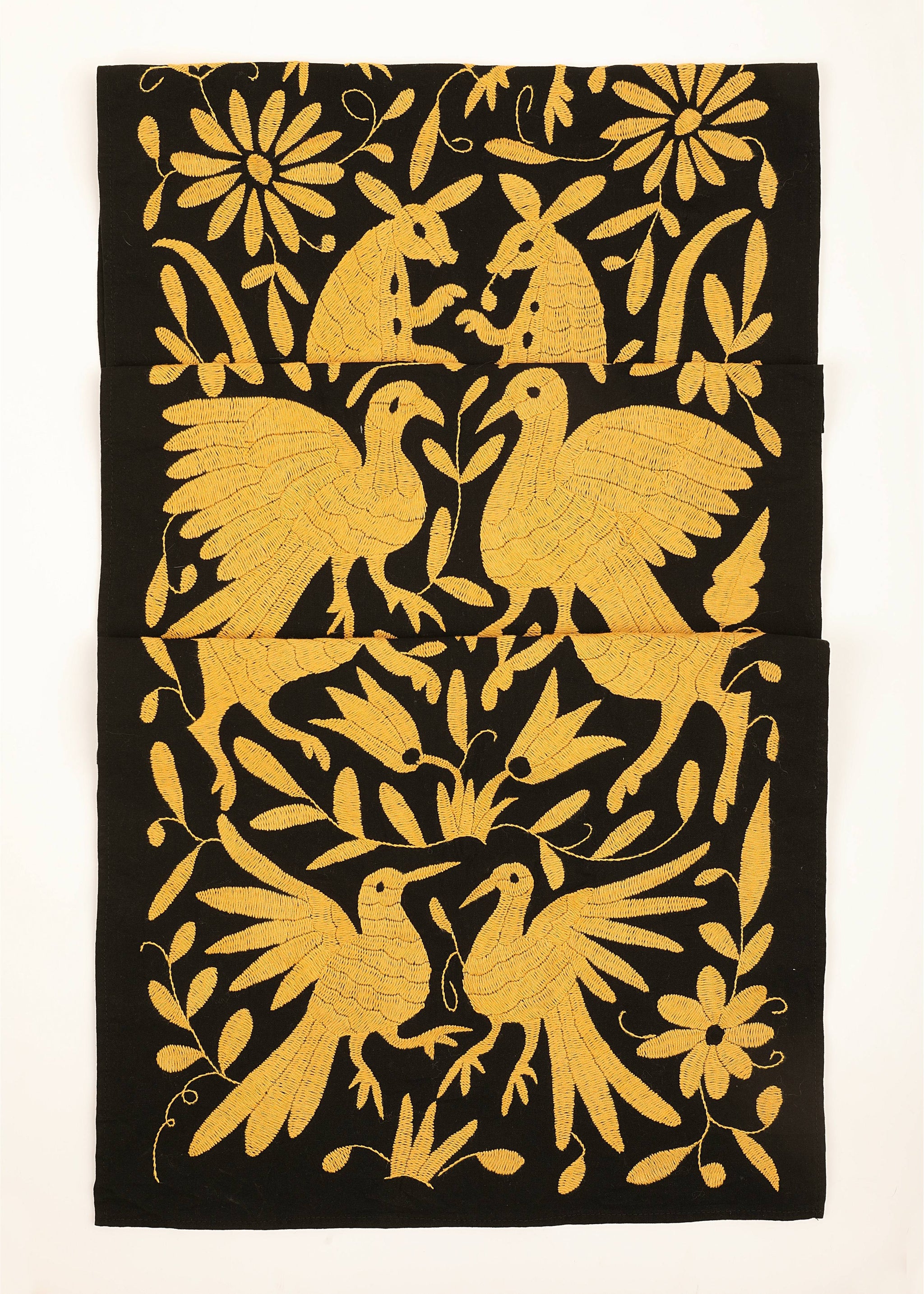 Table Runners / Cloths – Larkin Lane