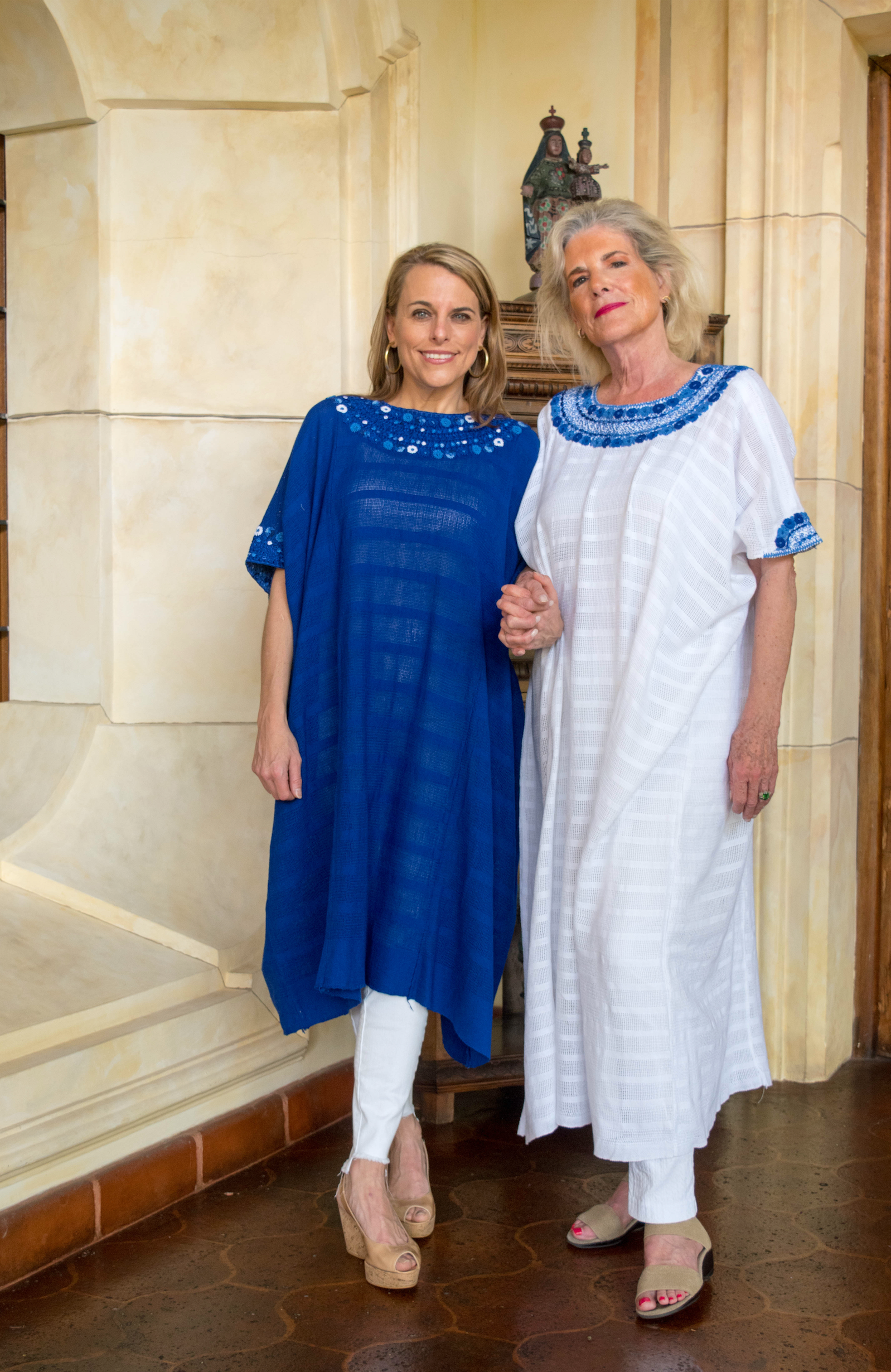 Luisa Hand-Embroidered Guatemalan Caftan - White, Blue – Larkin Lane